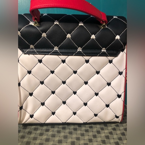 Vintage Luv Betsey by Betsey Johnson Purse 💋 - Picture 10 of 13